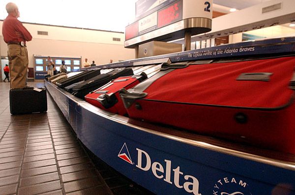 Delta PR Machine pushing back against bag fee lawsuit