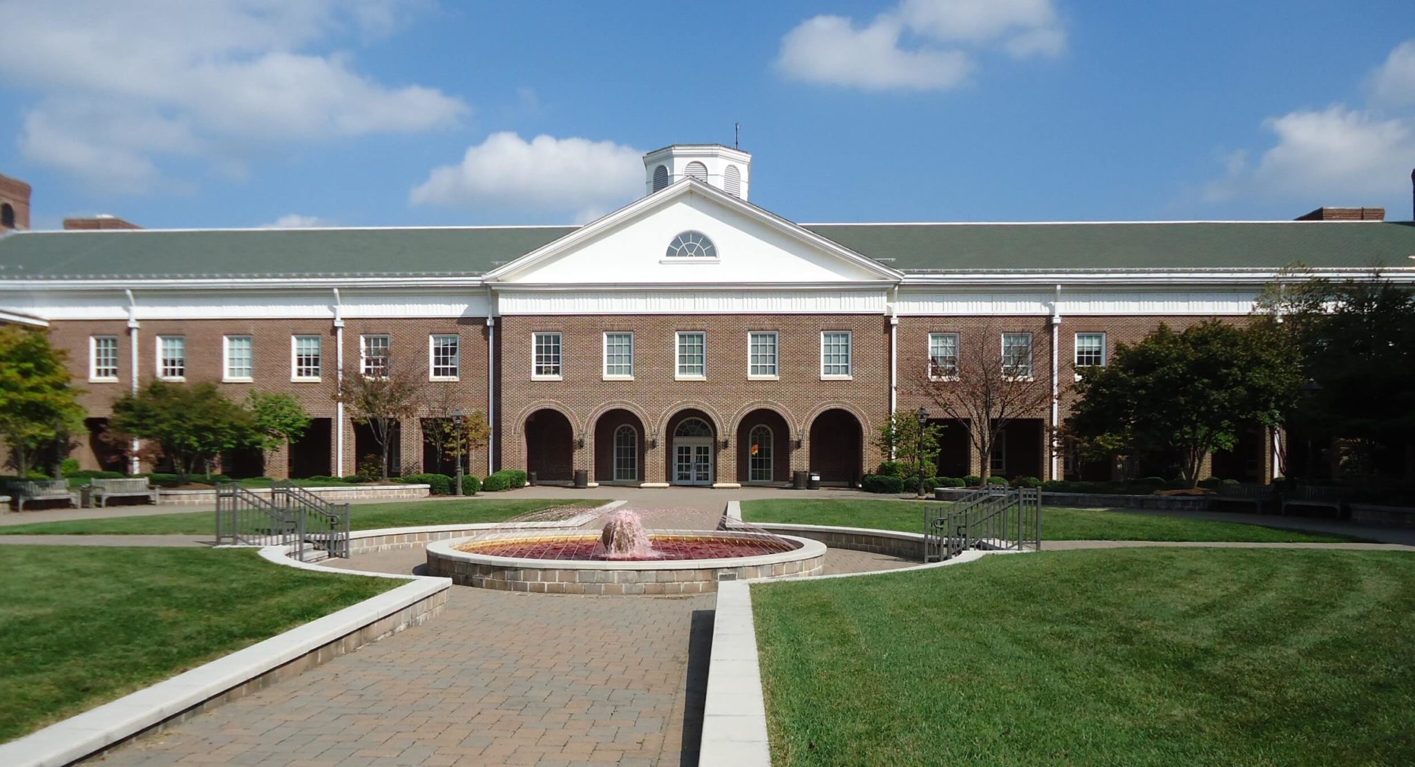 THE COLLEGE OF NEW JERSEY OFFICE OF COMMUNICATIONS, MARKETING, AND BRAND MANAGEMENT REQUEST FOR PROPOSAL Advertising Agency of Record