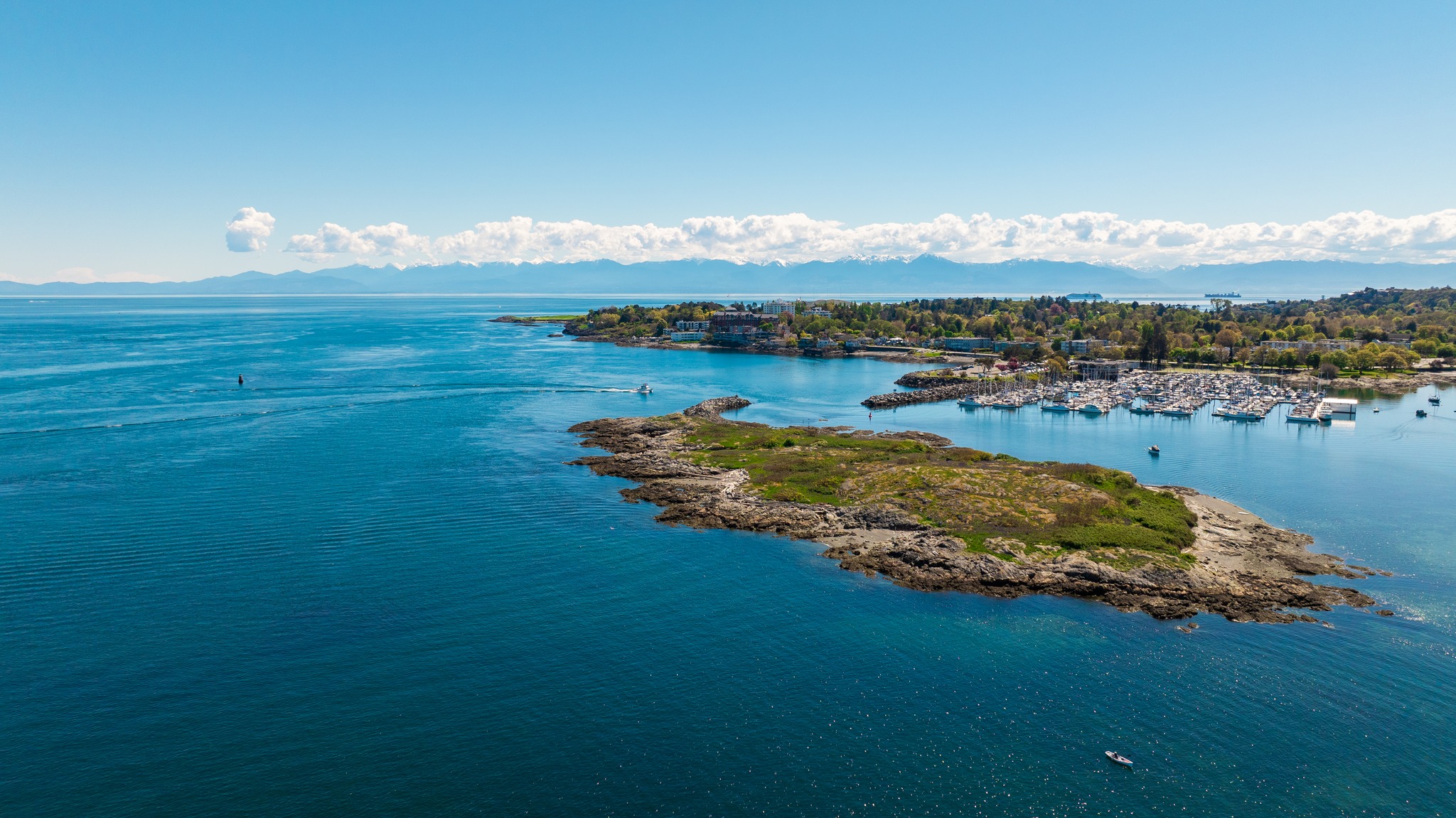 Request for Proposals Marketing and Communications/Project Management Services Oak Bay Tourism Committee