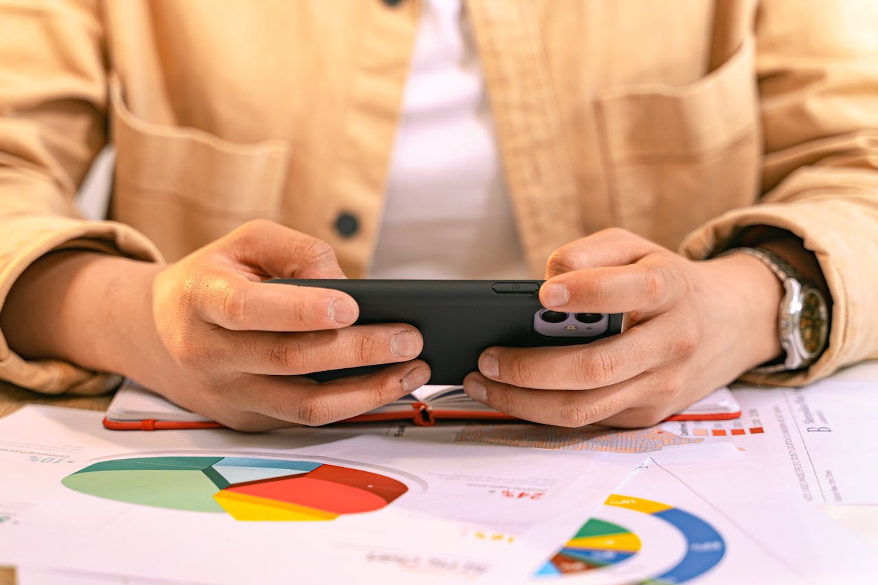 Data-Driven PR: Navigating Consumer Insights in a Digital Age